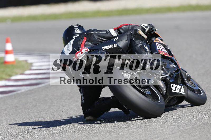 /54 19.09.2025 Speer Racing ADR/Gruppe gelb/backside
